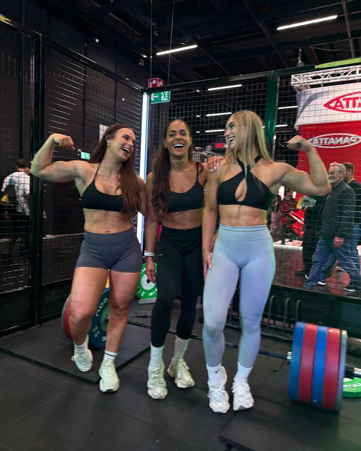 Muscle Girls Thicc and Powerful