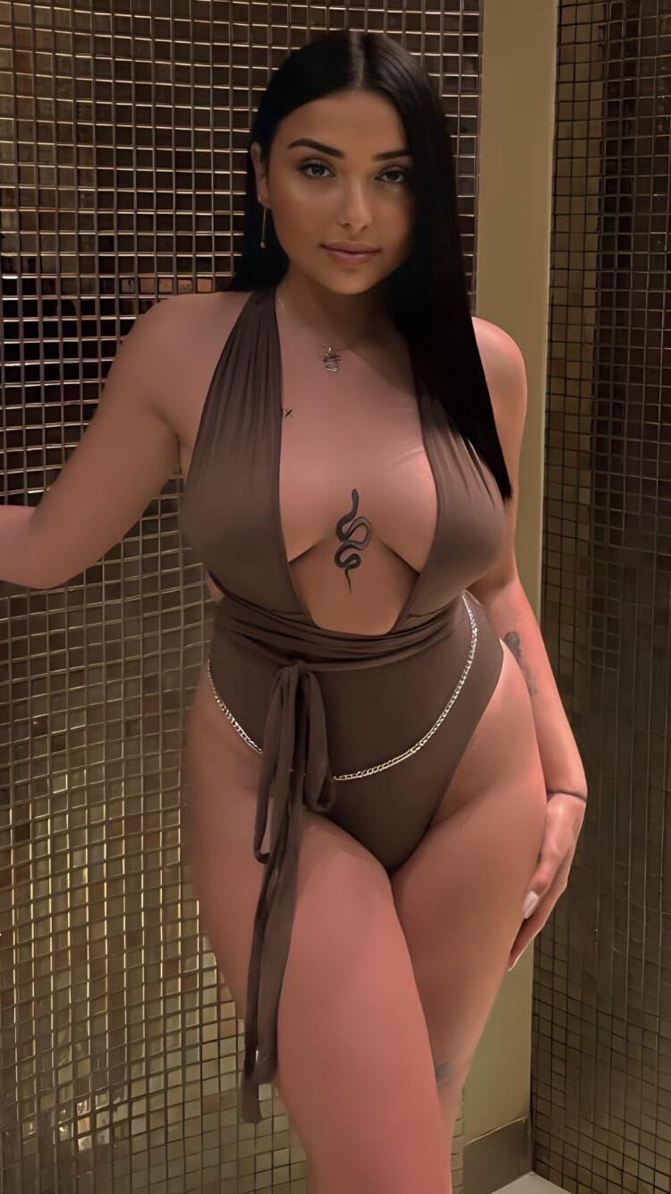 romanian sexy girl