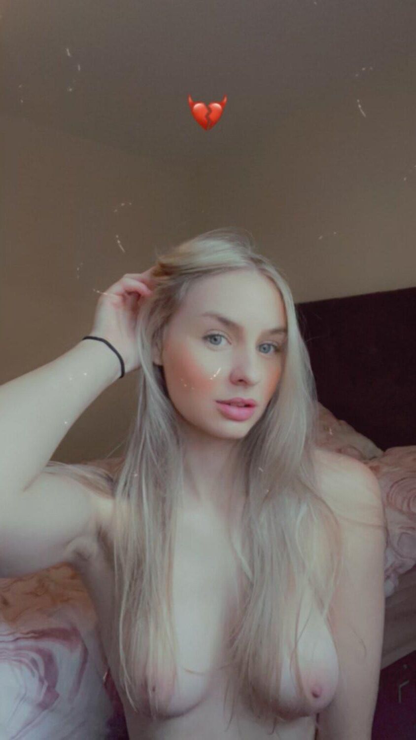 UK slut Chloe