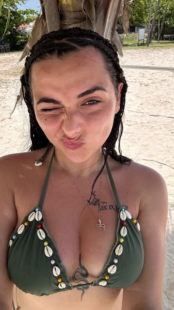 romanian sexy girl