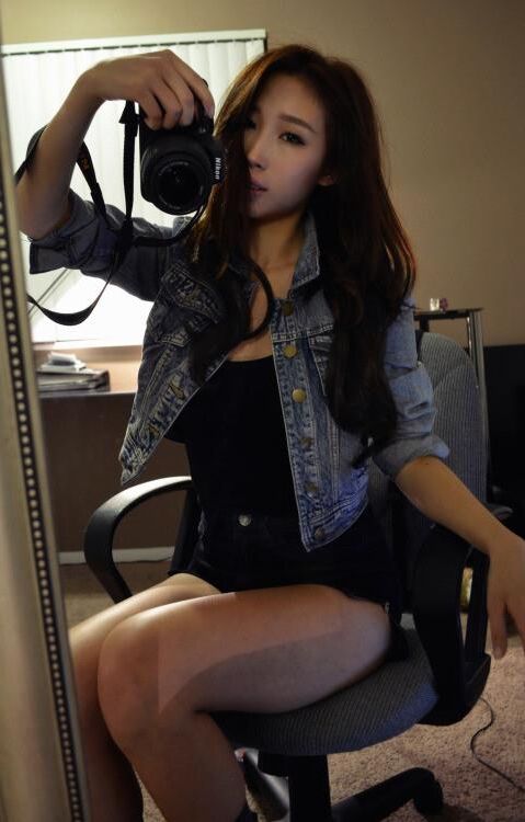 Der Höhepunkt asiatischer Selfies (Tumblr Babes)