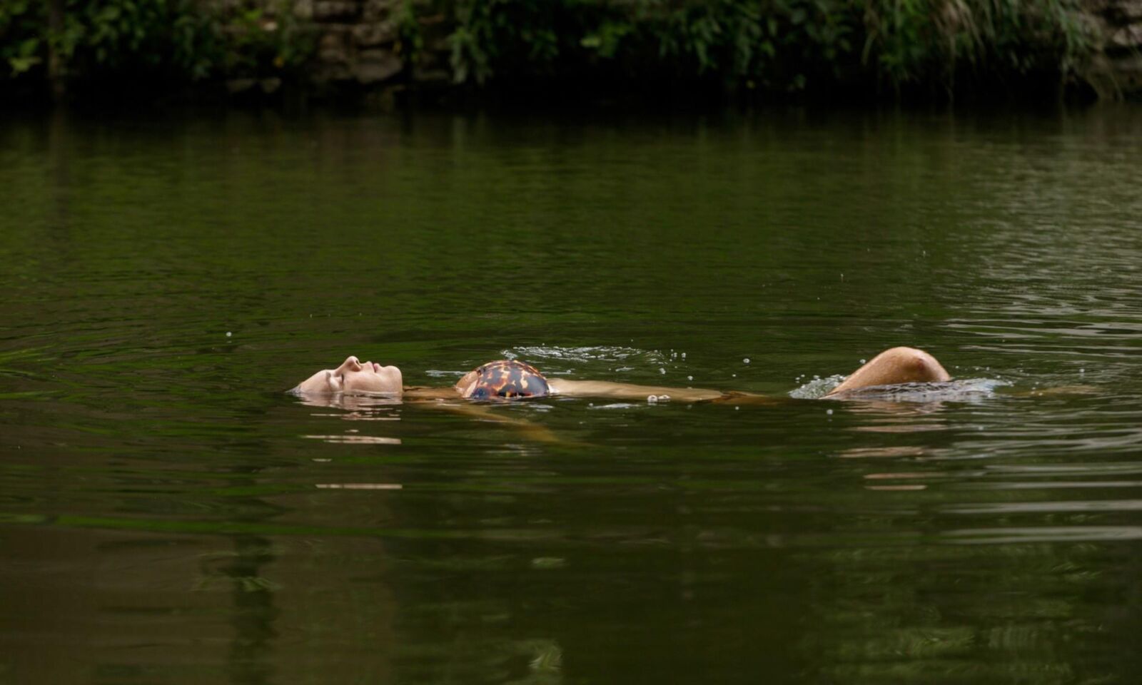 Young Nanna Sexy (NN) Making a splash