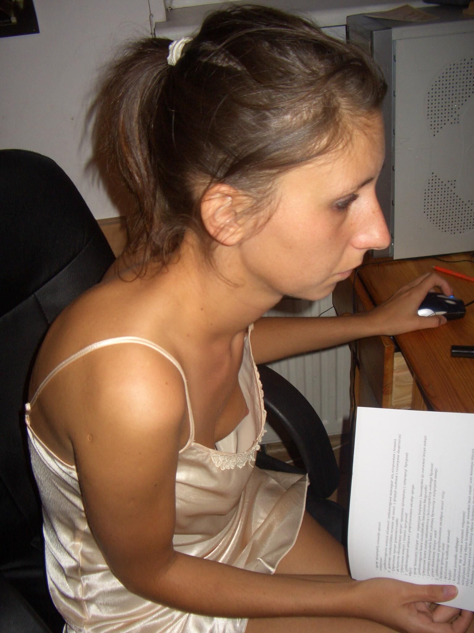 Downblouse / Nippelrutsche