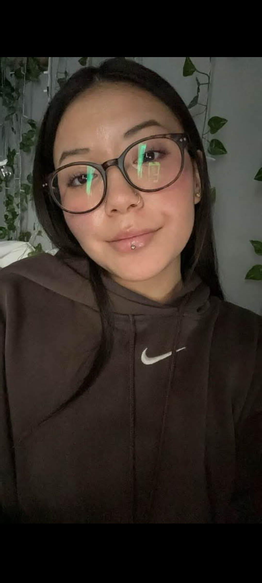 Sexy yales Hottie
