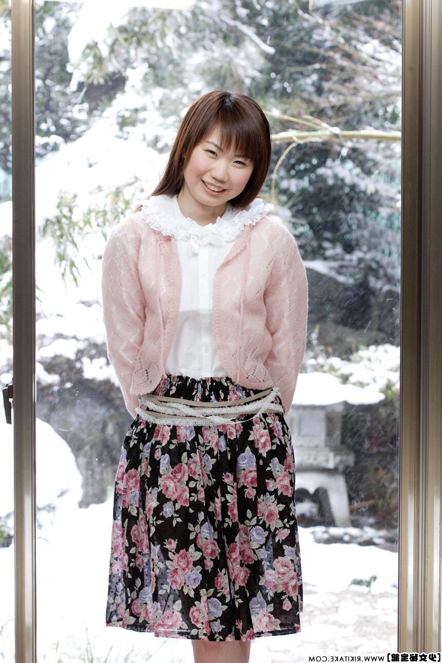 japanese nude model Miruku Nakane