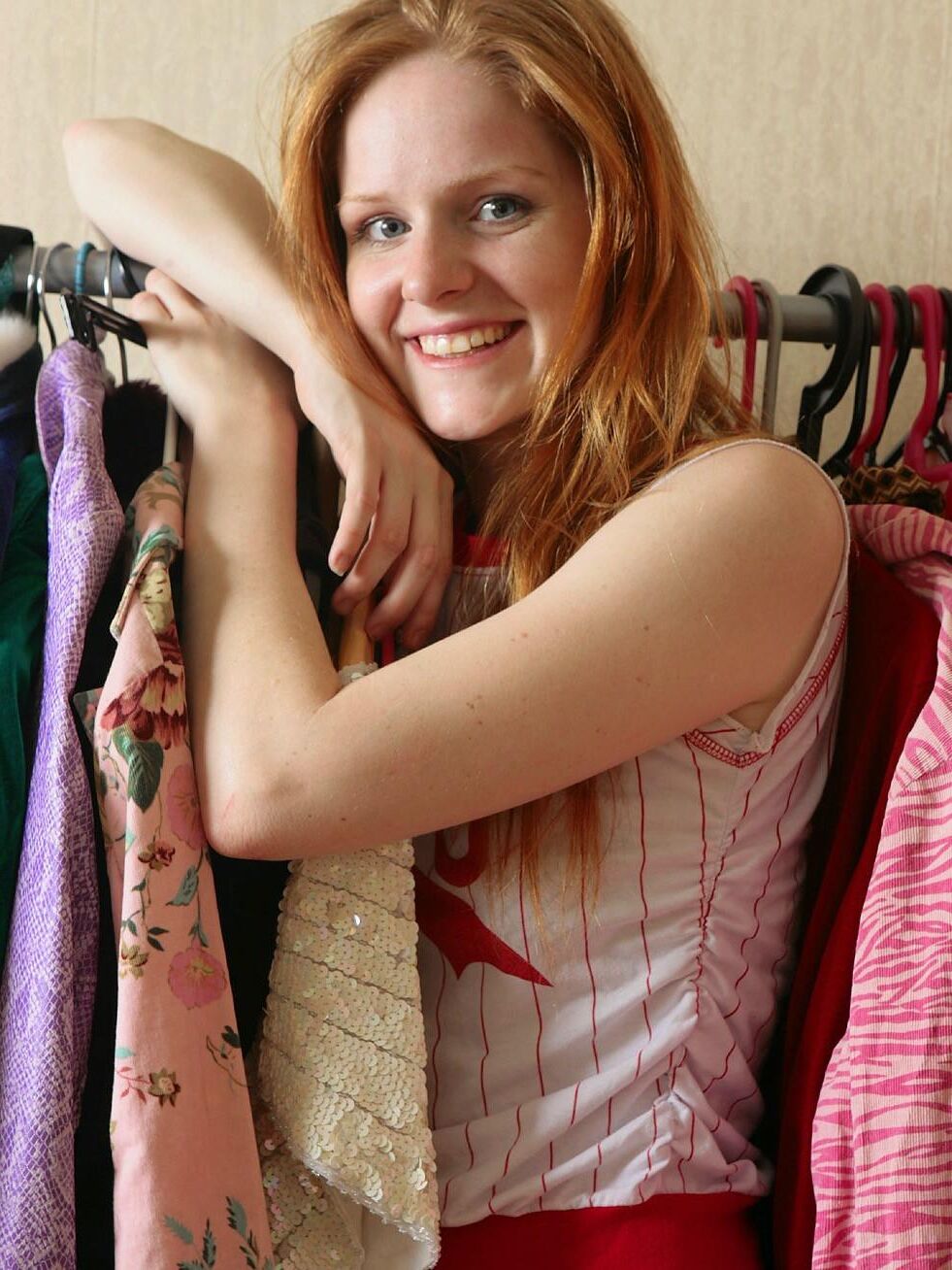 Young Nanna's Bush Natural redhead