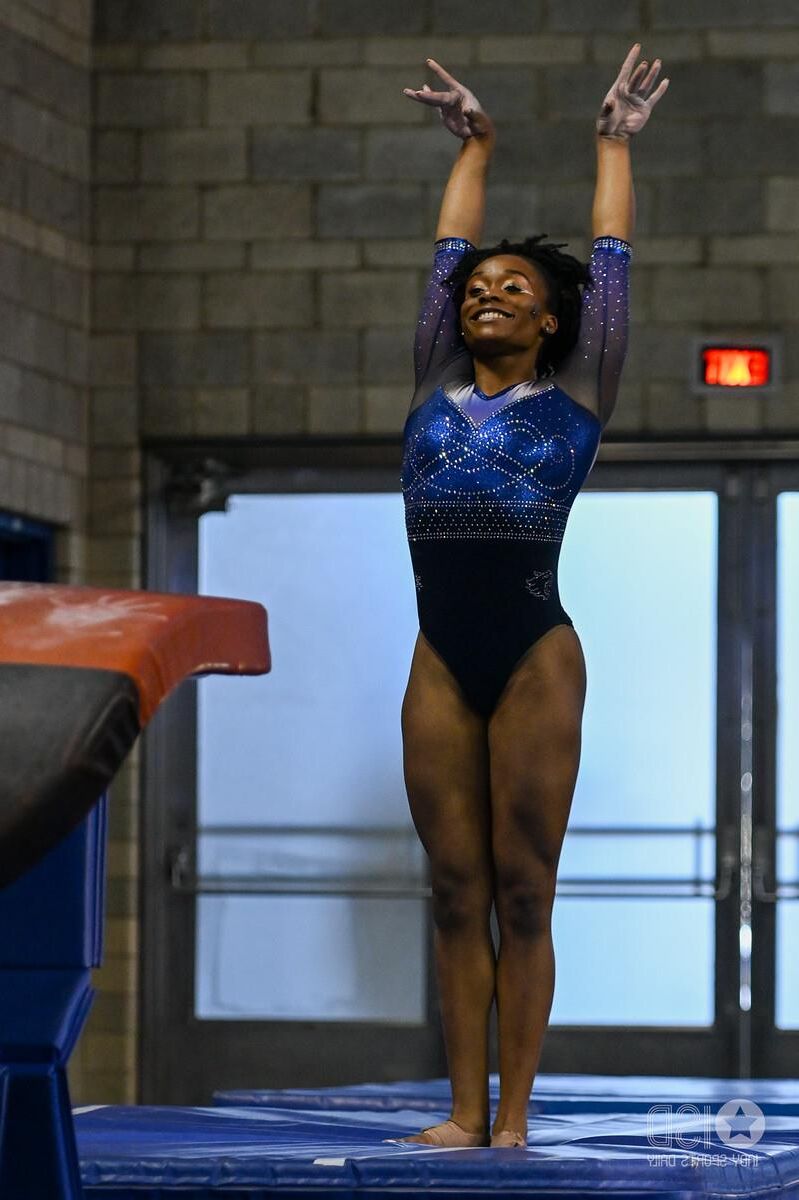 Very Hot College Gymnasts Part 