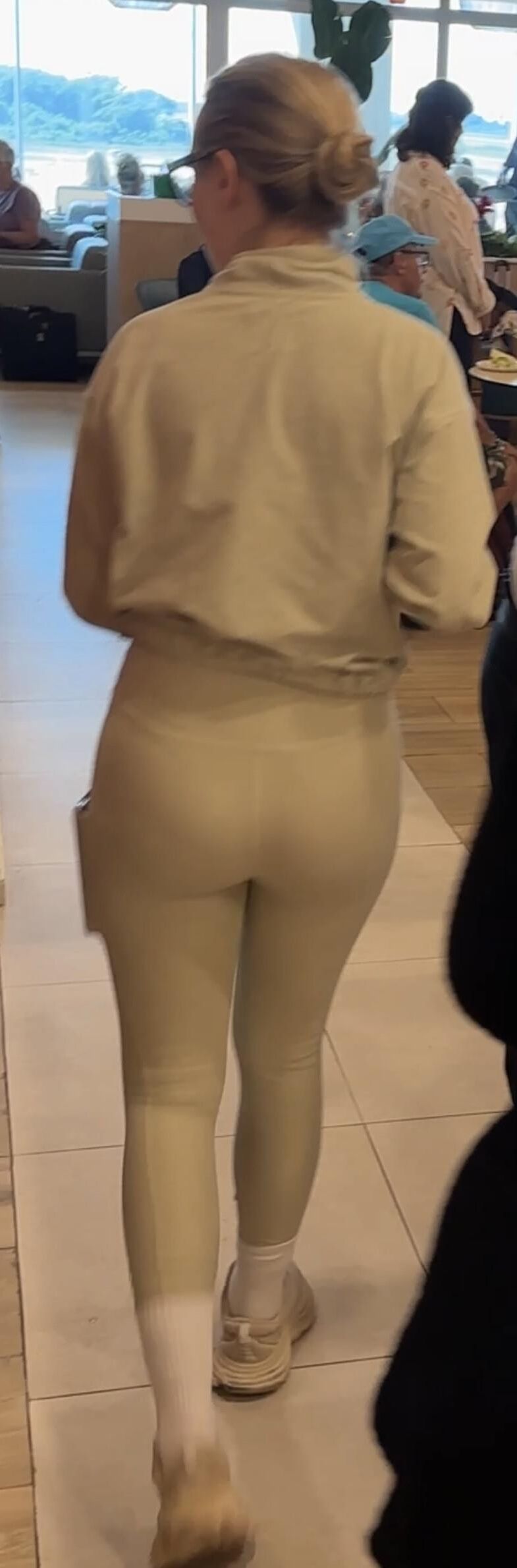 Airport helper 