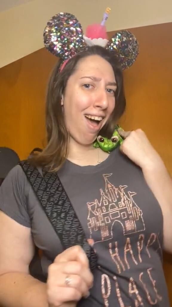 Amateur Girlfriend NonNude (mostly) For Comments