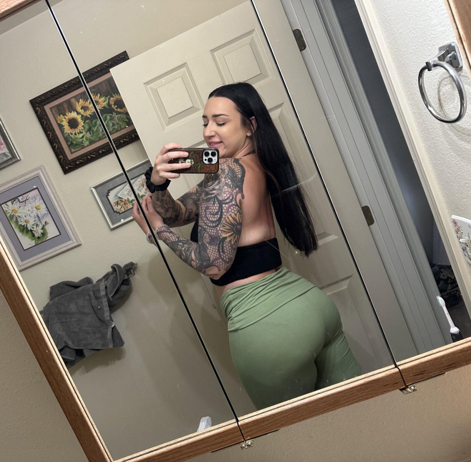 Hannah Big Ass Curvy Beauty Brunette Girl Mixed hot Shots