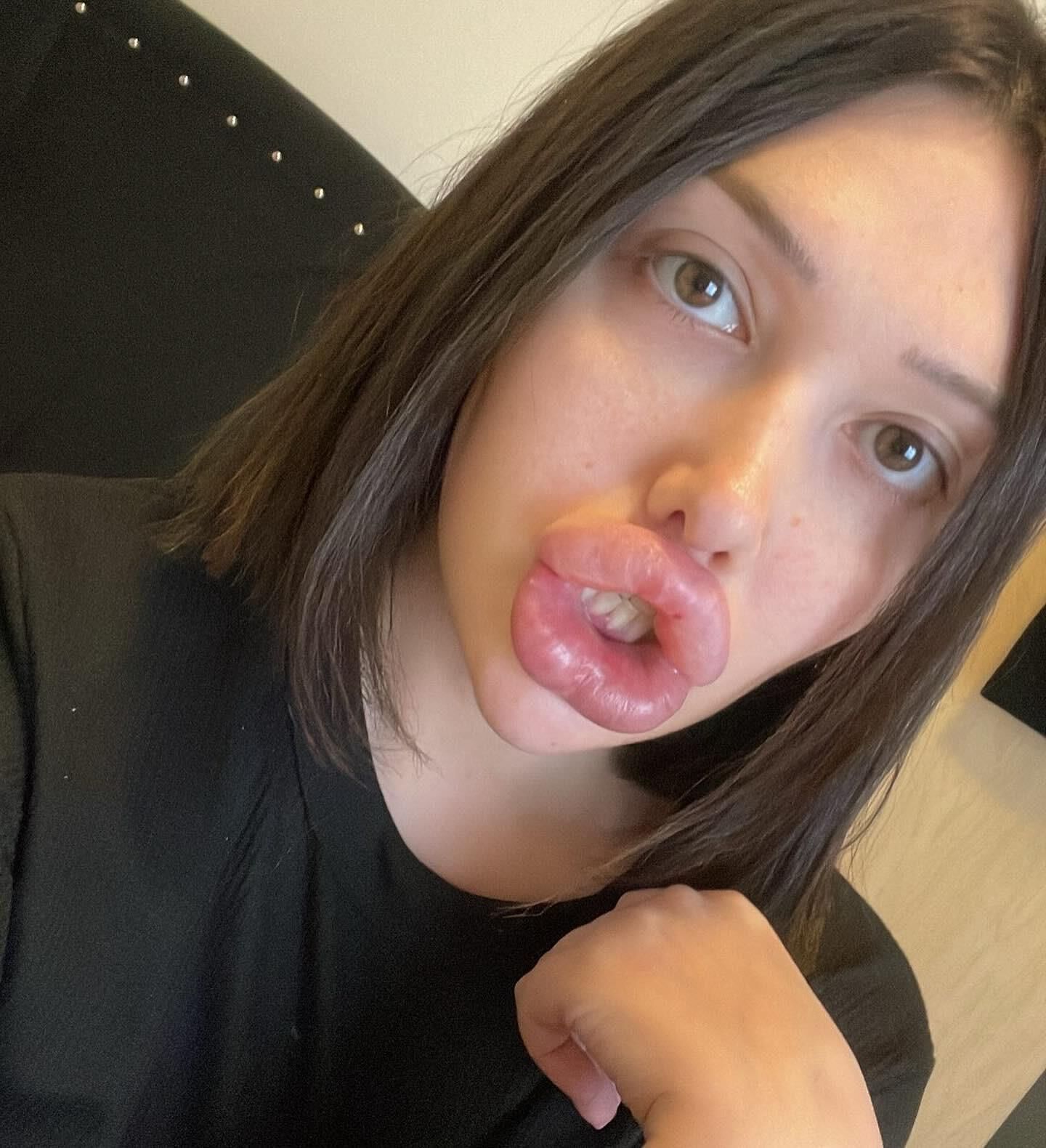 Bimbo Lips Goddess
