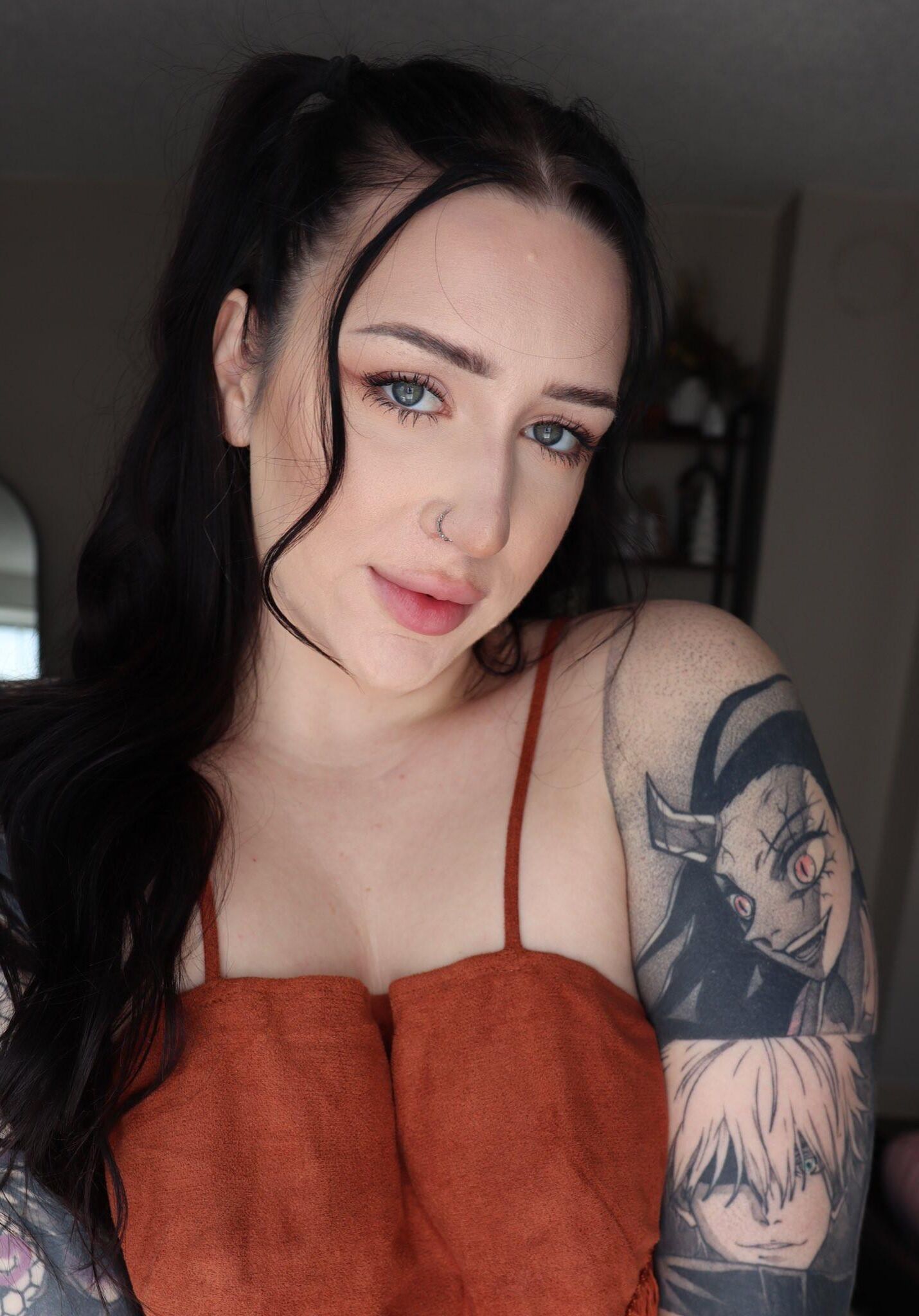 Hannah Big Ass Curvy Beauty Brunette Girl Mixed hot Shots