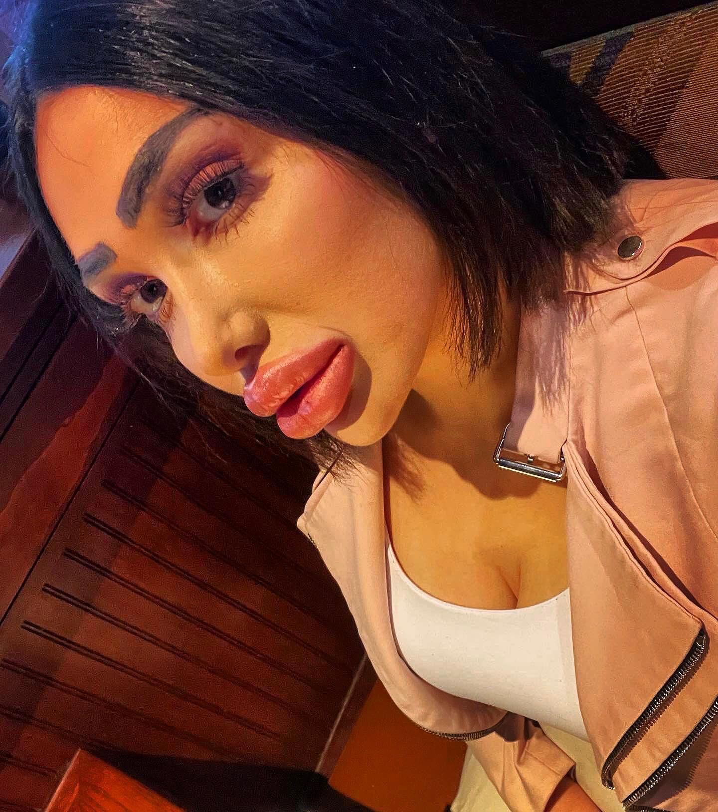 Bimbo Lips Goddess