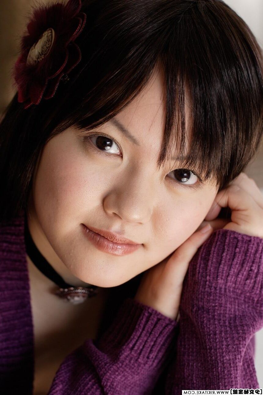 japanese nude model Riona Murakami