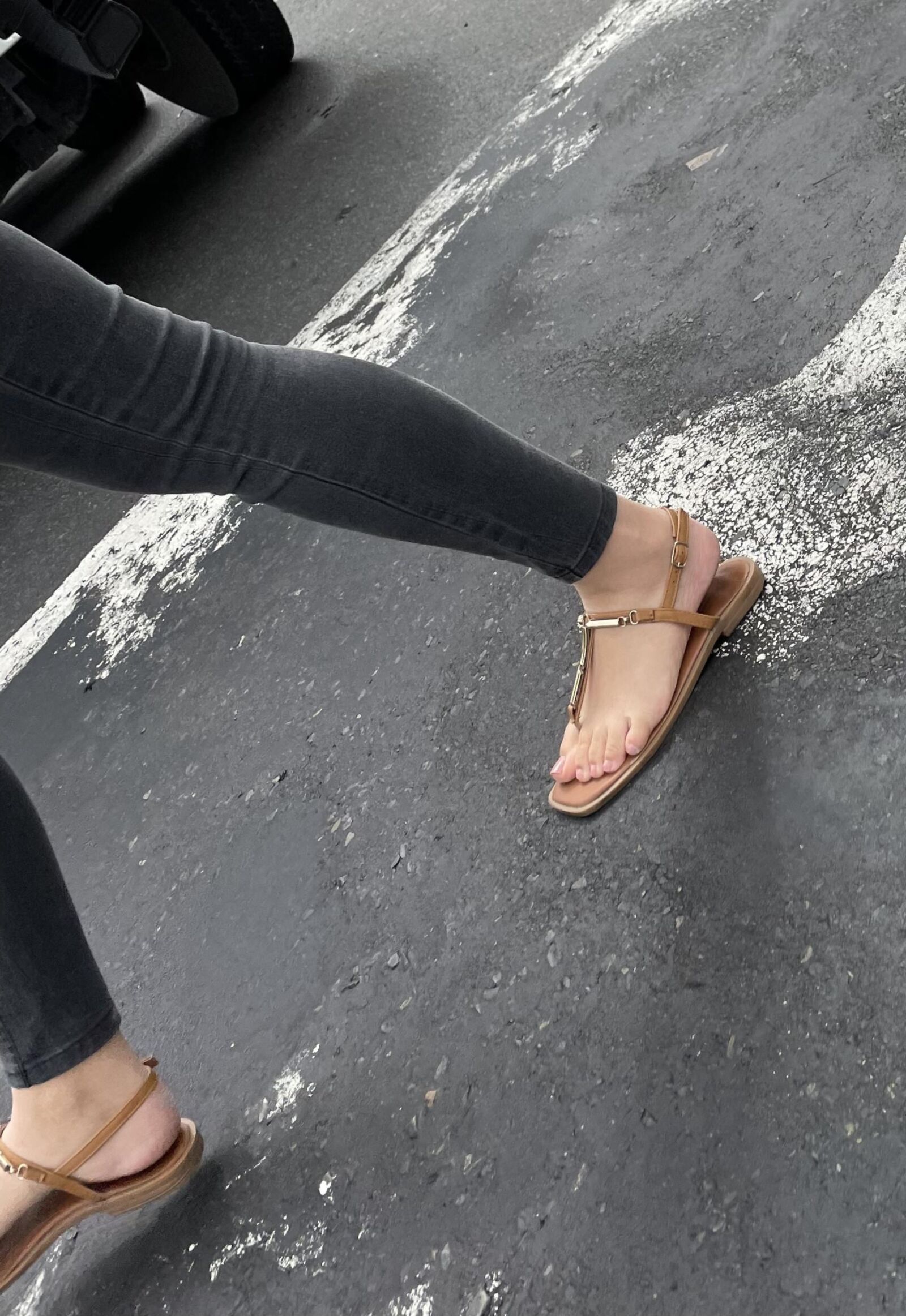 Latina Candid Feet