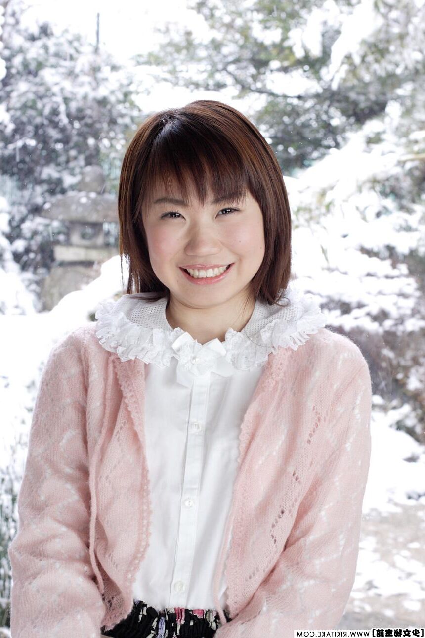 japanese nude model Miruku Nakane