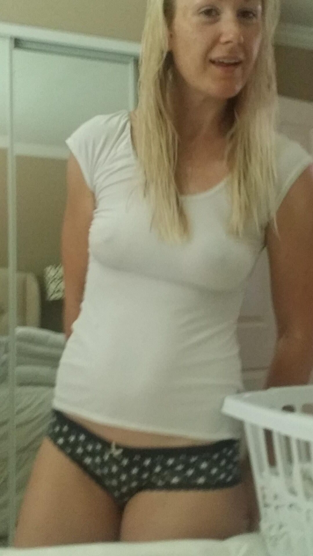 Echte mormonische blonde Frau