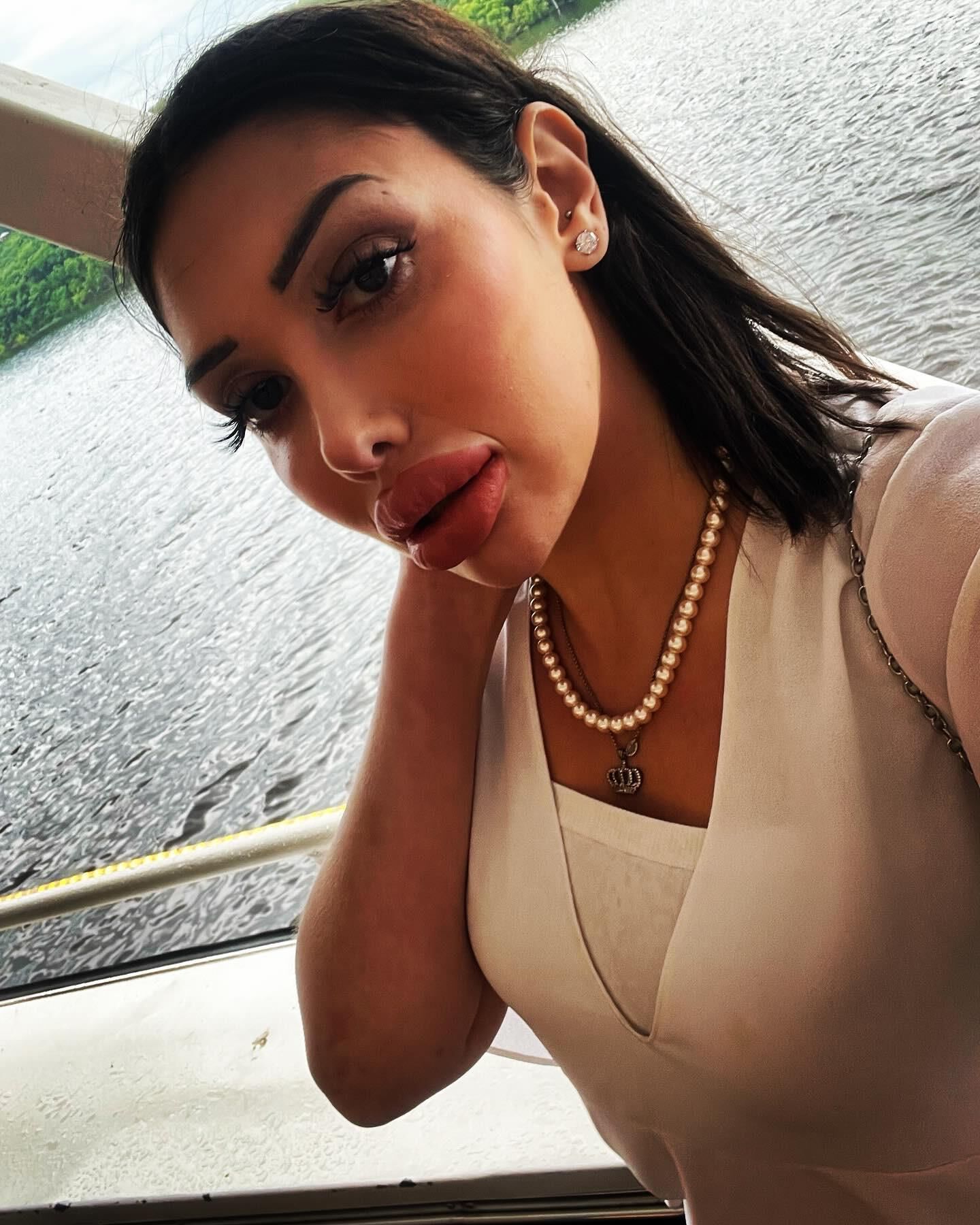 Bimbo Lips Goddess