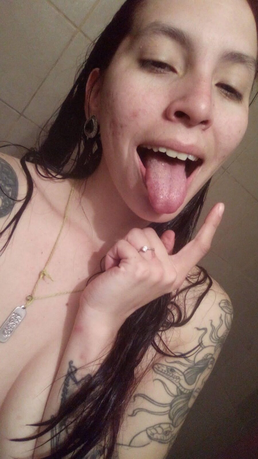 GF no trabalho tem que ser um webslut !! 