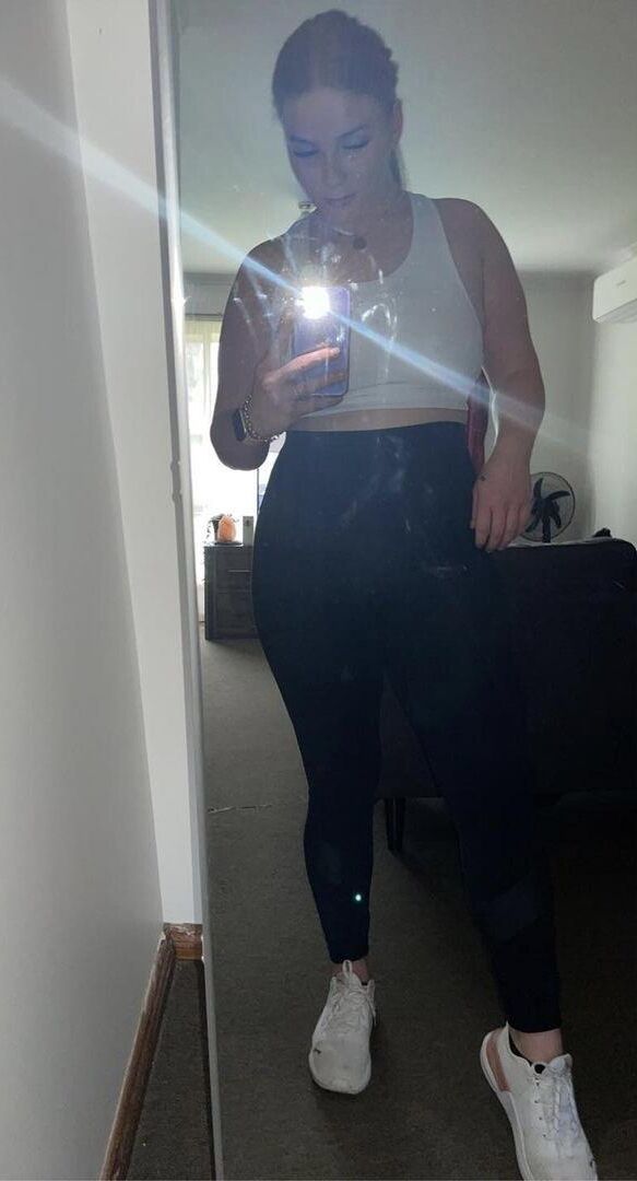 Sexy Rothaarige Taylor