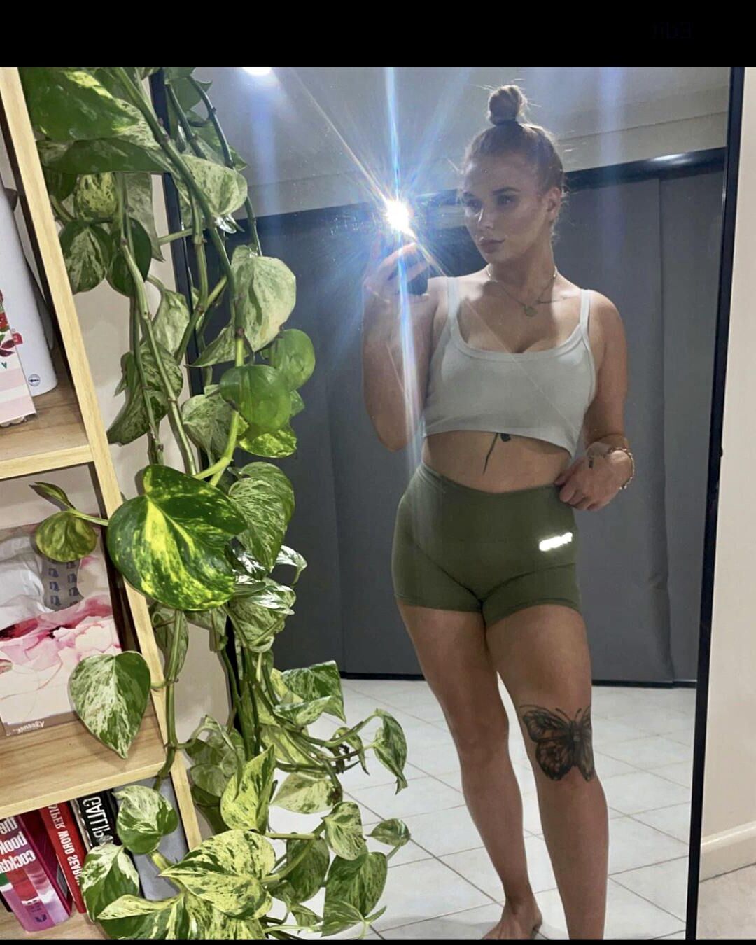 Sexy Rothaarige Taylor