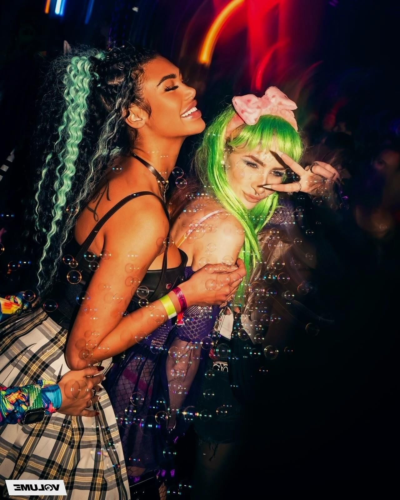 Serbian Bimbo Rave/Dj 