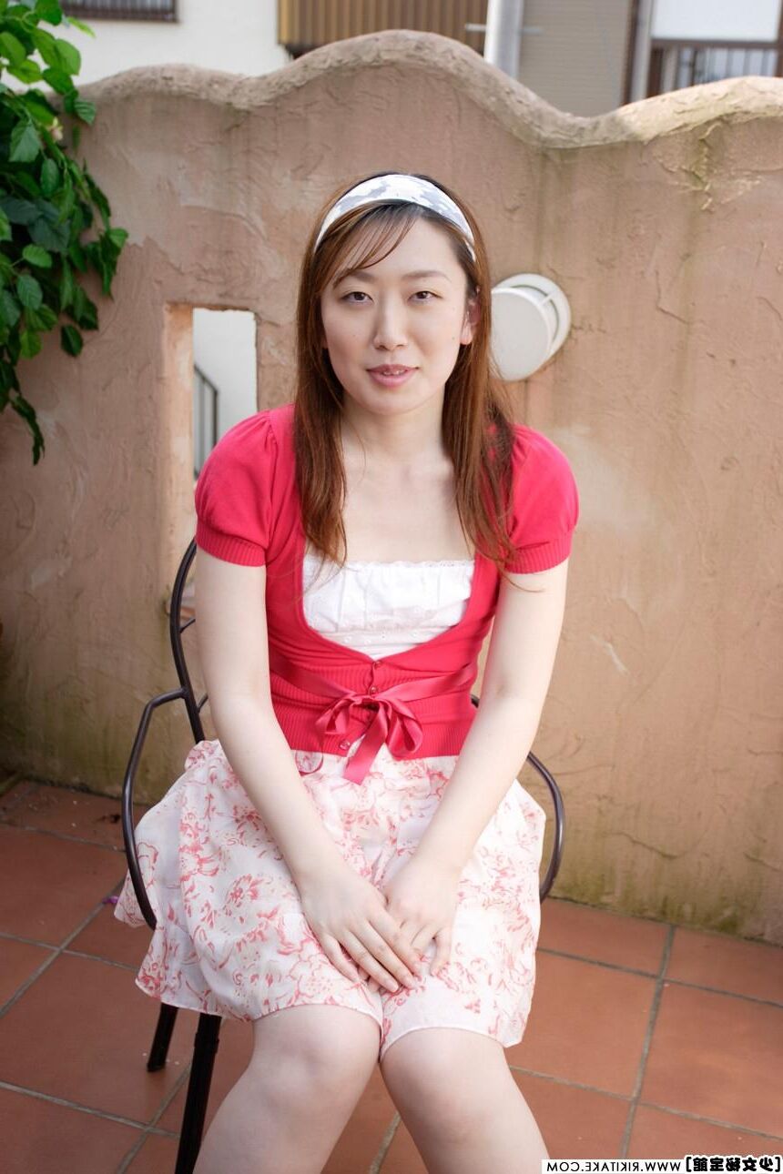 japanese nude model Mariko Aikawa