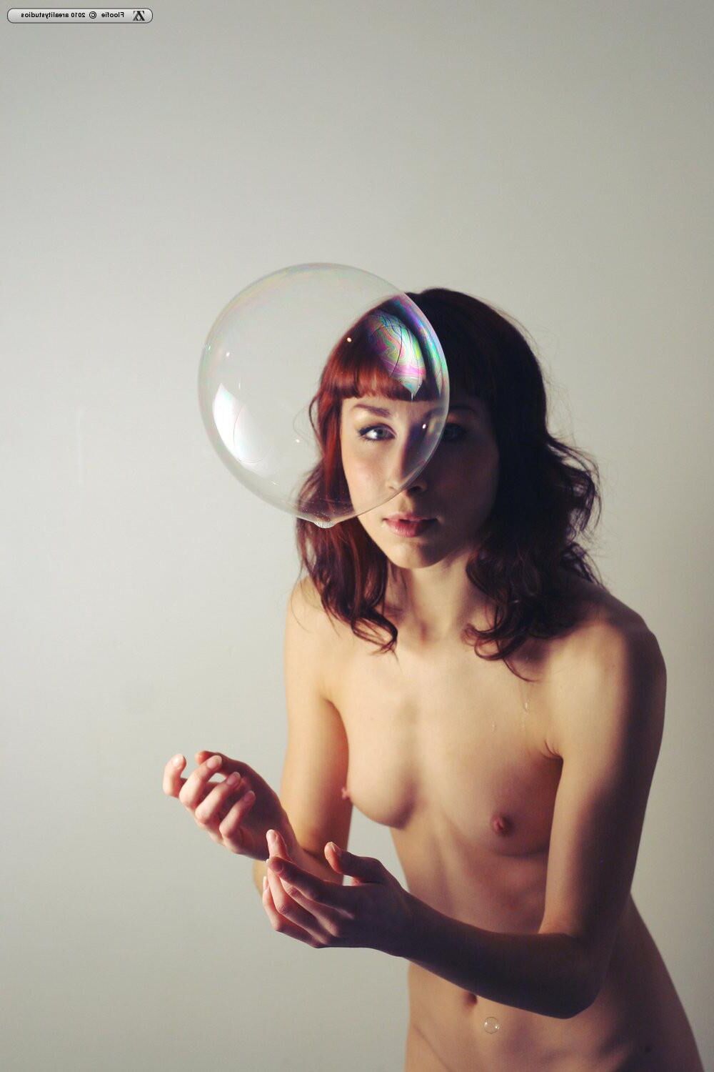 Zivity Floofie A Gazillion Bubbles (x)