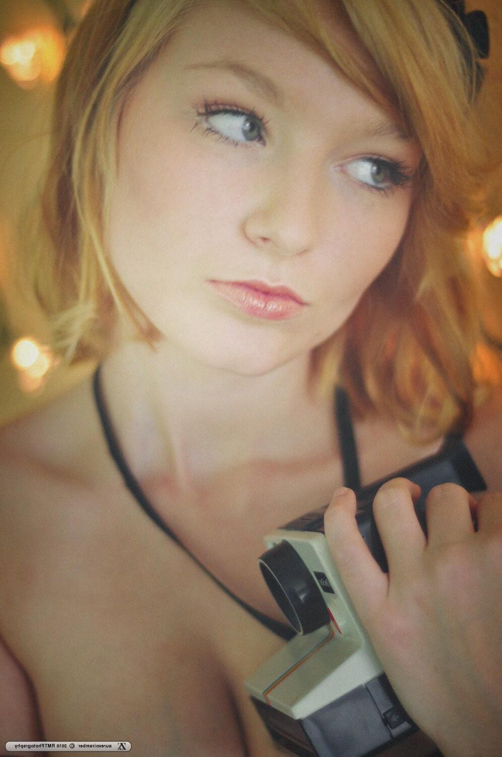 Zivity Aurevoiramber Rosalie With Polaroid (x)