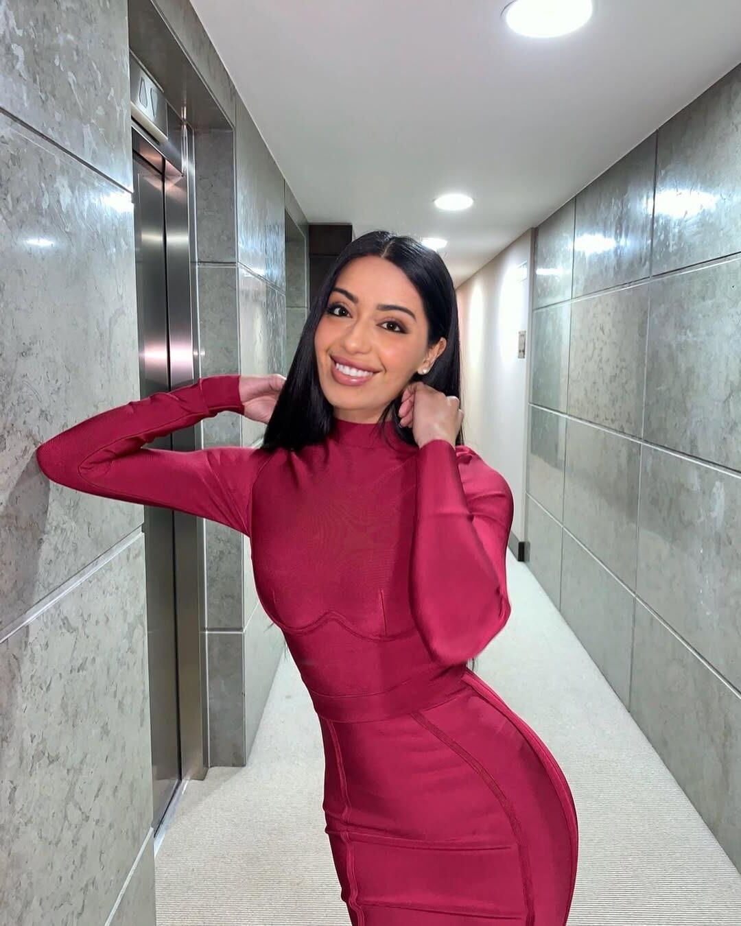 Sexy Punjabi slut Simrin