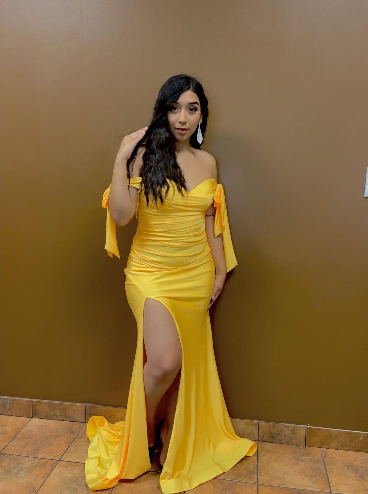 Eileen Big Ass Big Boobs Curvy Latina Girl Mixed Hot Photos
