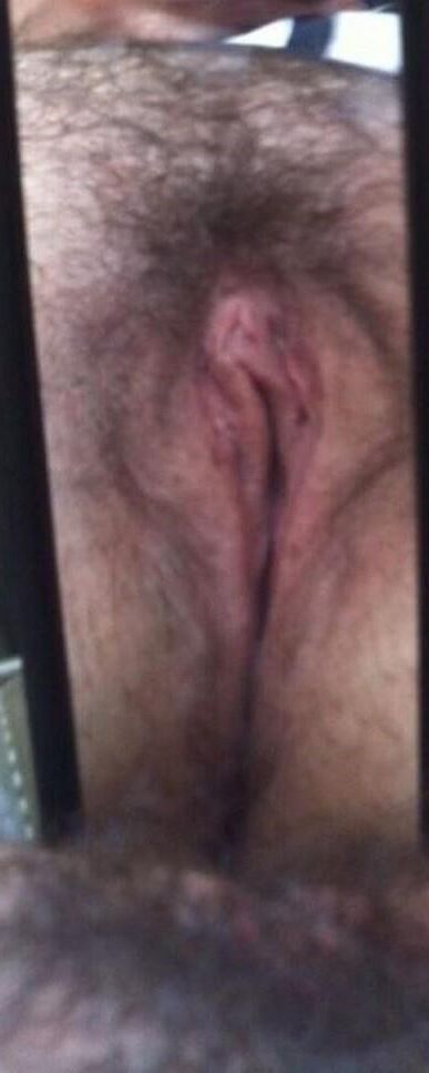 Face pussy selfies pussy right up in front and face on show 