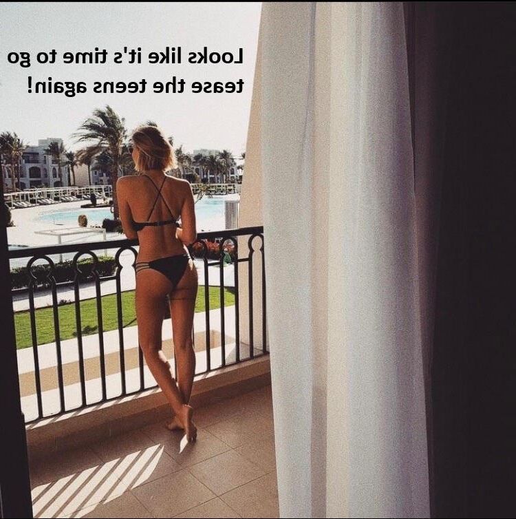 Meus amigos gostam de sair na minha piscina