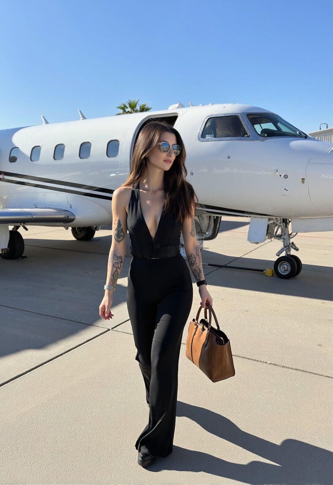 ルビースキニーセクシーな美容ミュージシャンアナル英国の女の子ミックスホットショット