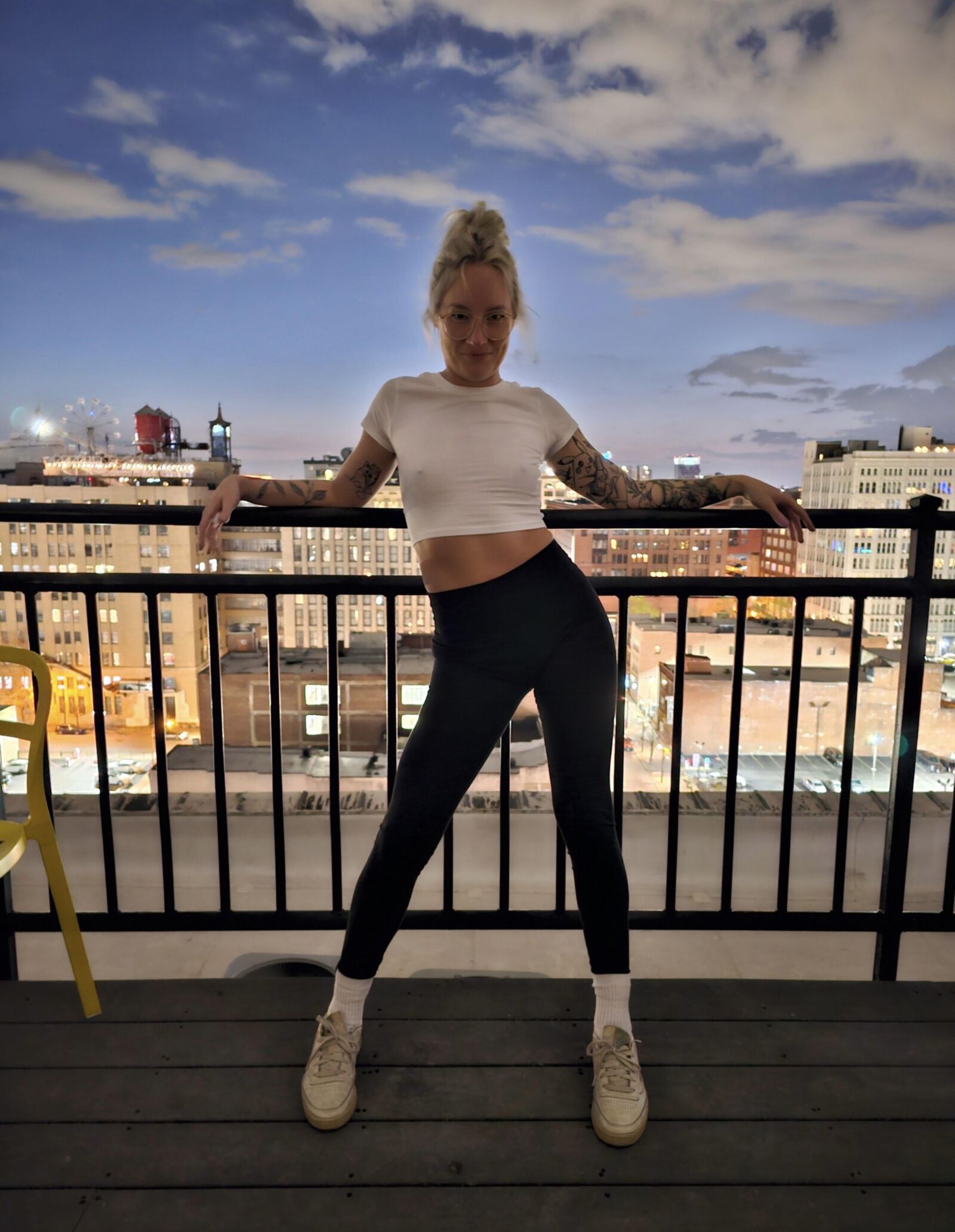 Flat -Chested Annie aus St. Louis