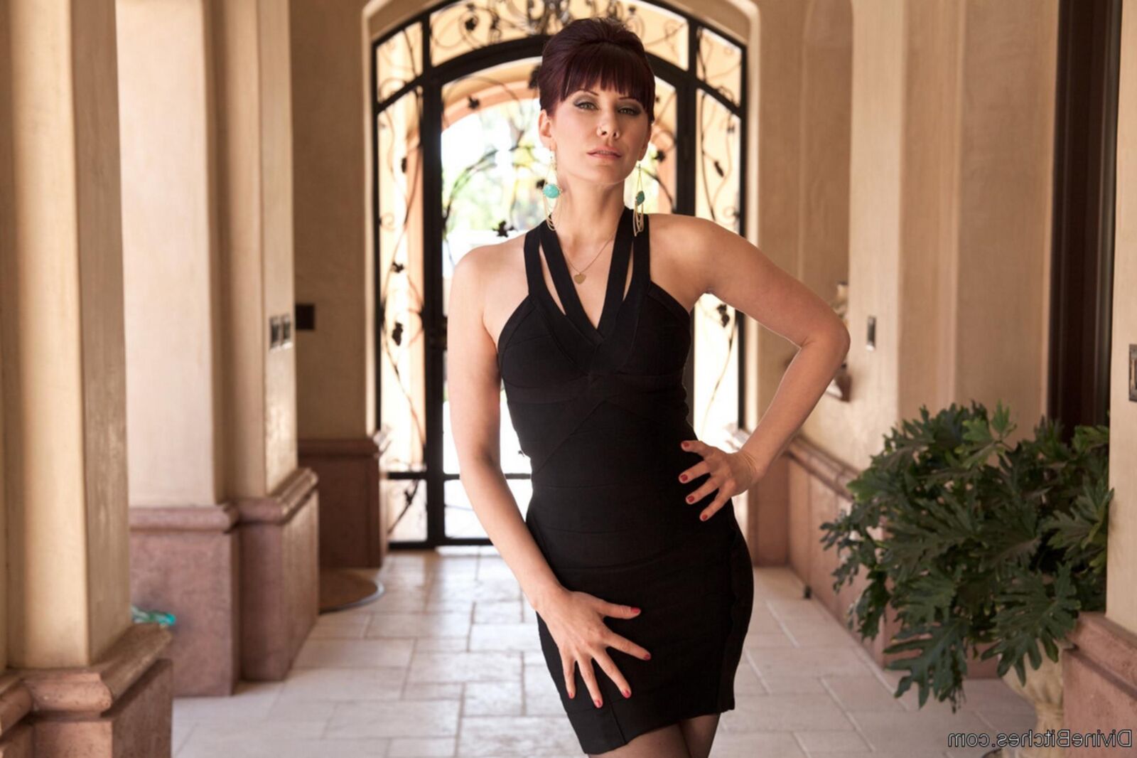 .. Maitere Madeline Marlowe (Domina)