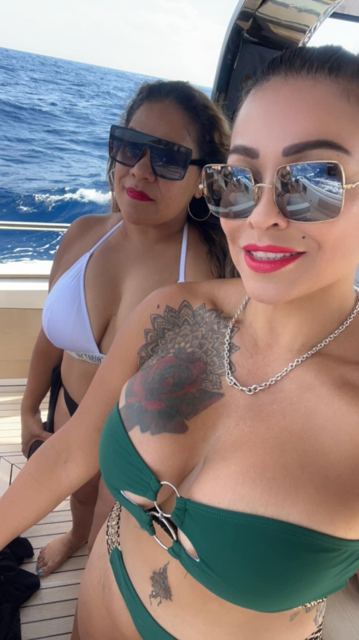 Sexy latina milf n Freunde