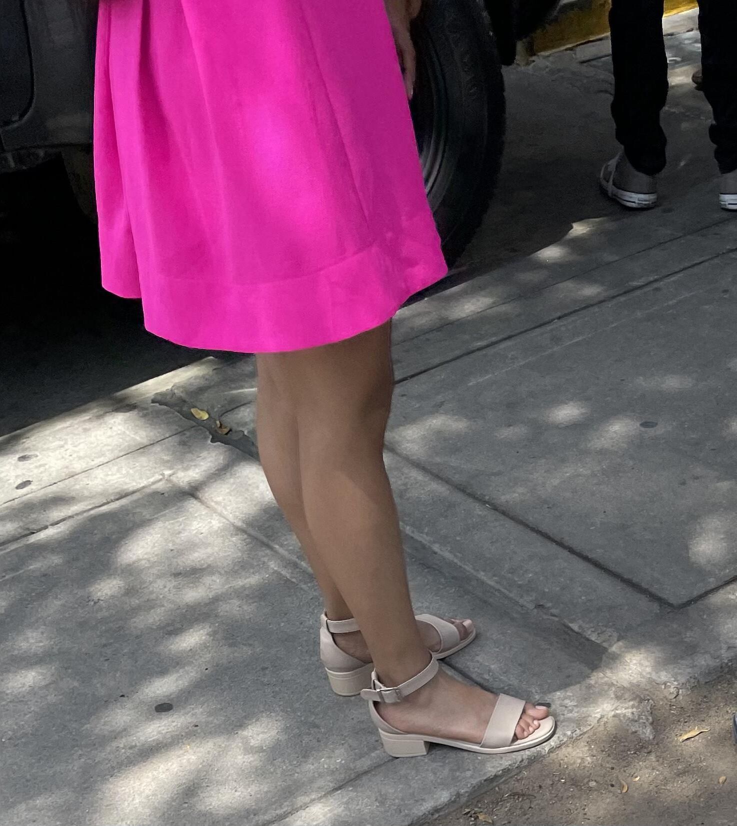 Latina Candid Feet