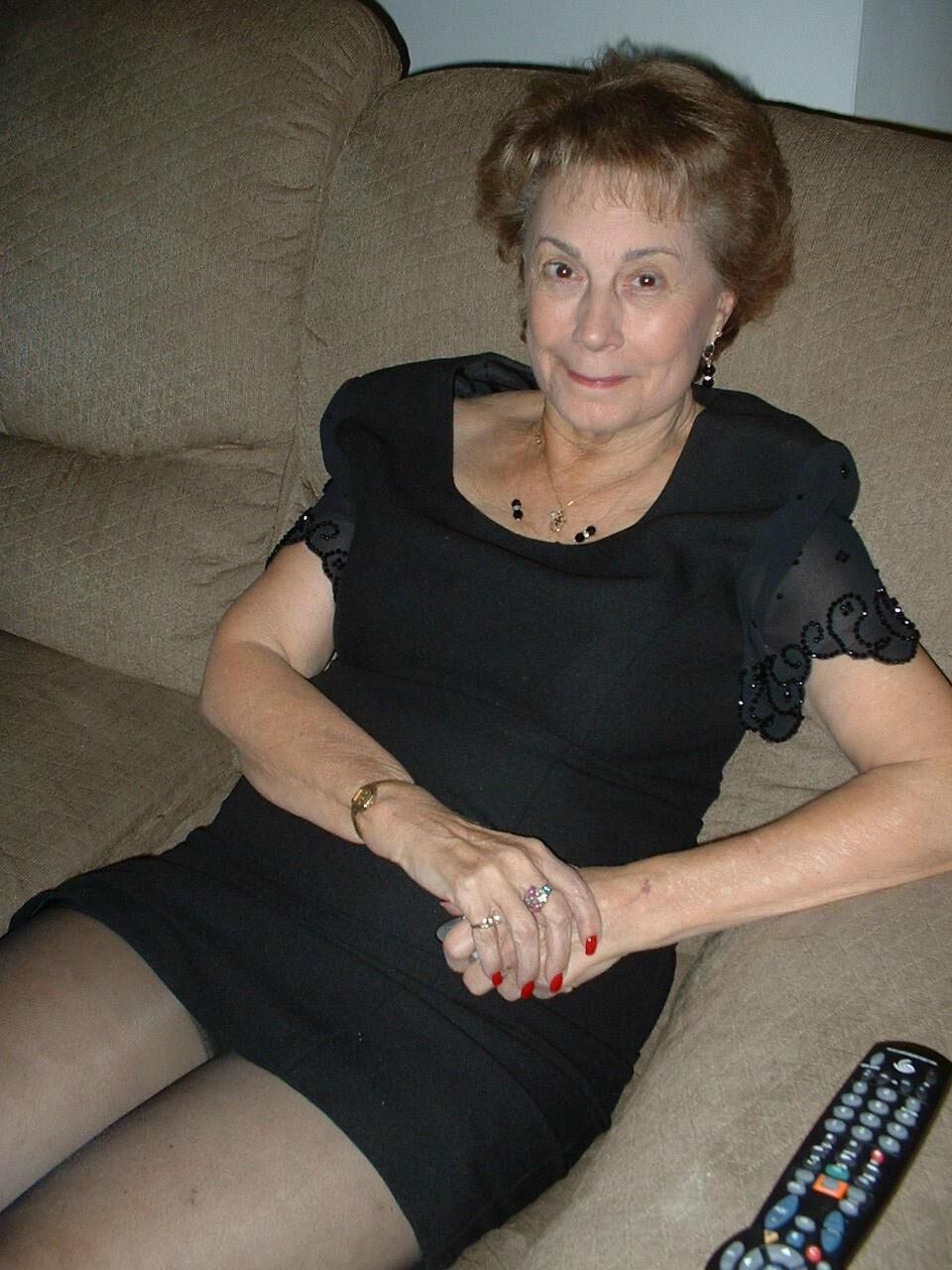 Nn aber sexy elegante Oma