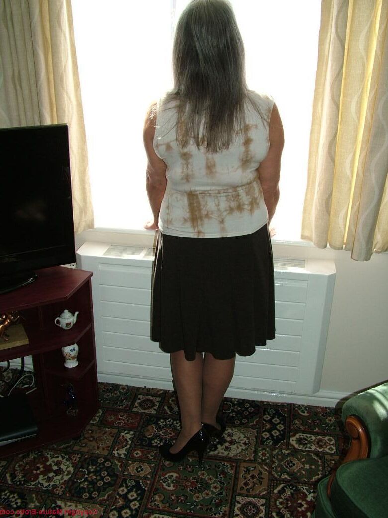 . April Thomas. Fabulous GILF