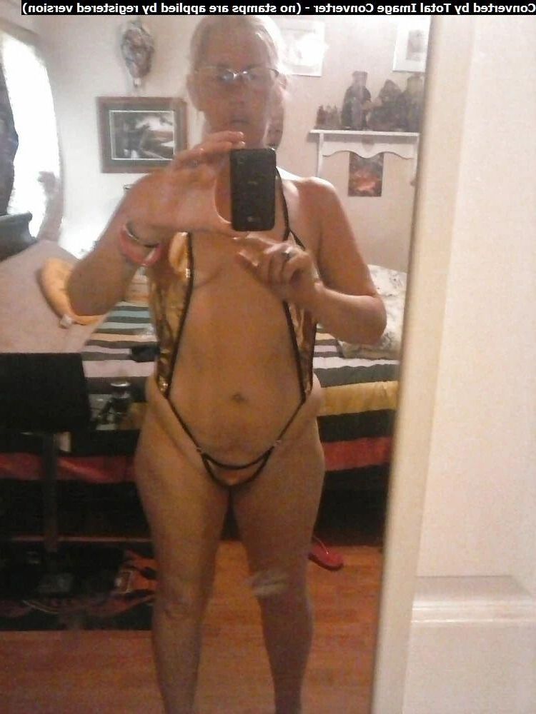 Slutty Hotwife Desiree B von VA '' von Milf bis Gilf '' ''