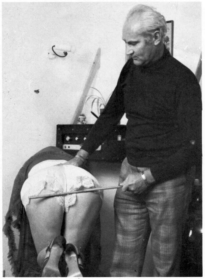Retro Spanking Sting magazine Vol No 