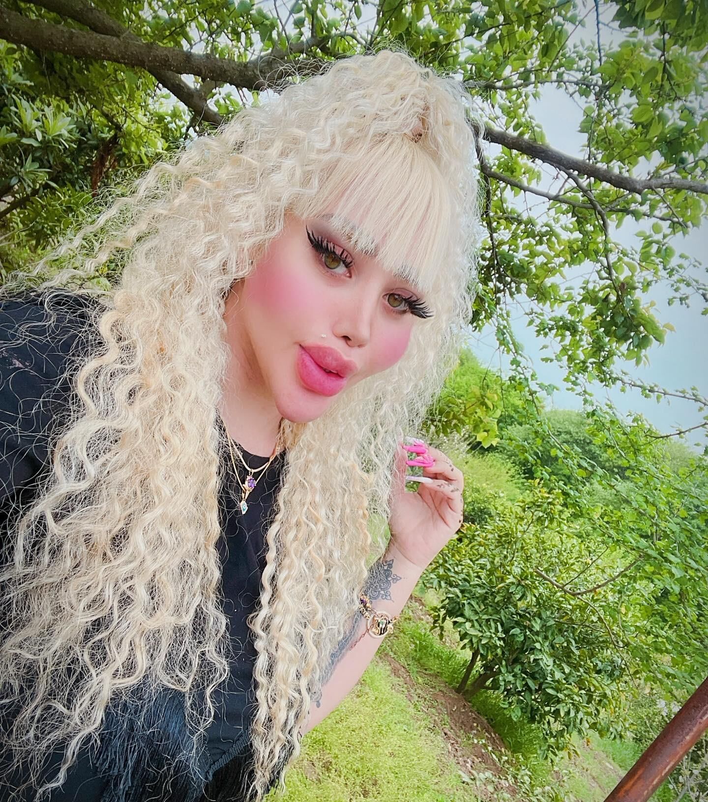 Meloni Fuckable hypersexualized Chav Chavs
