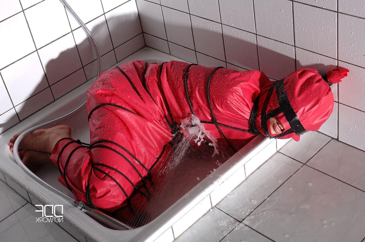 Miho Lechter Bondage -Modell