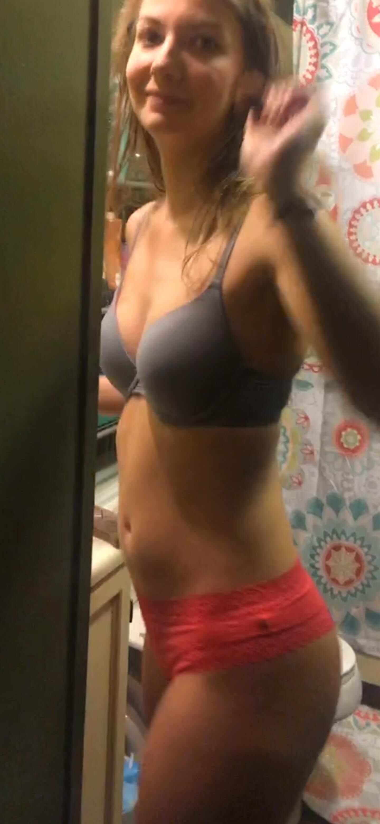 Amateur PAWG Rachel