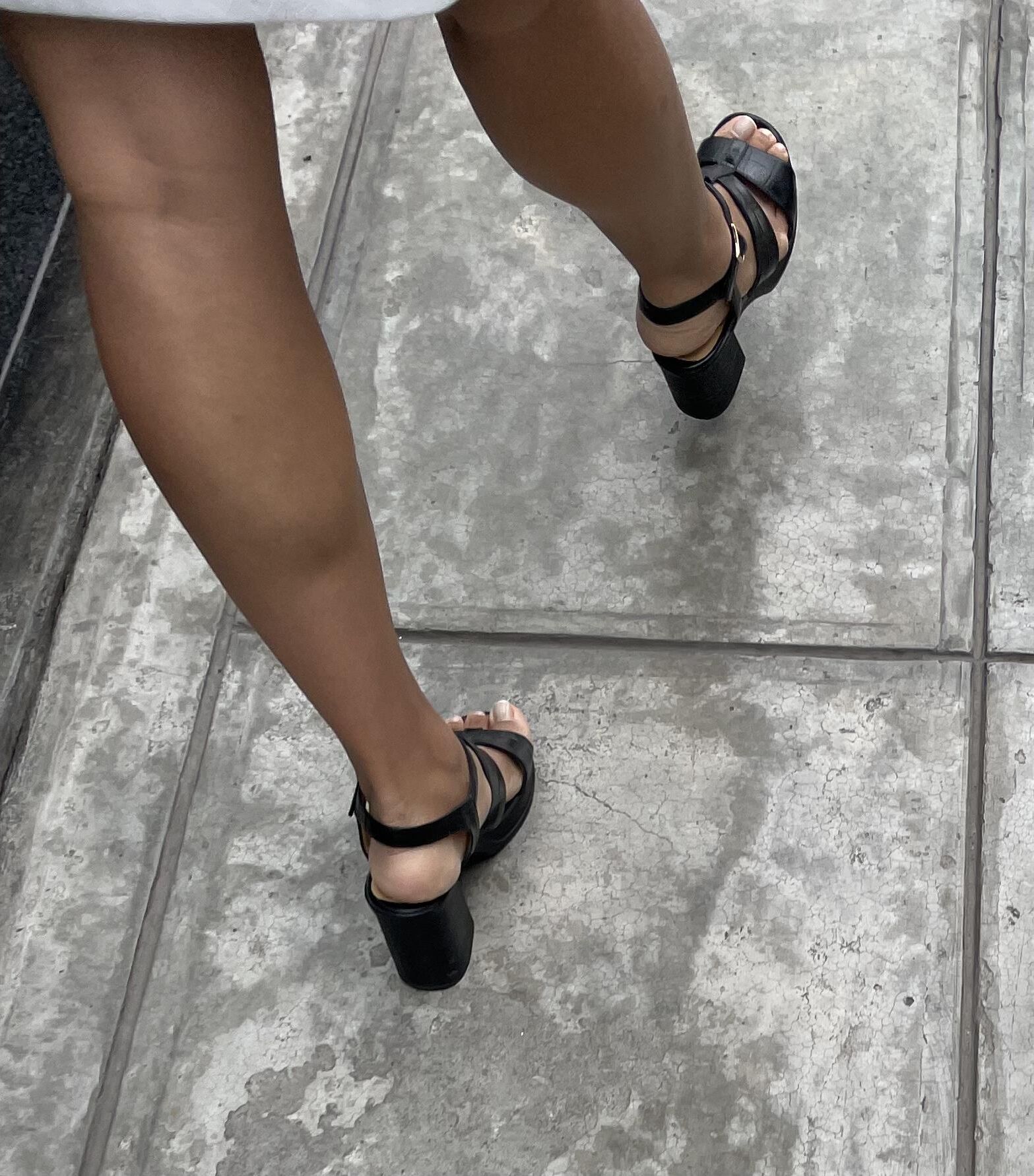 Latina Candid Feet