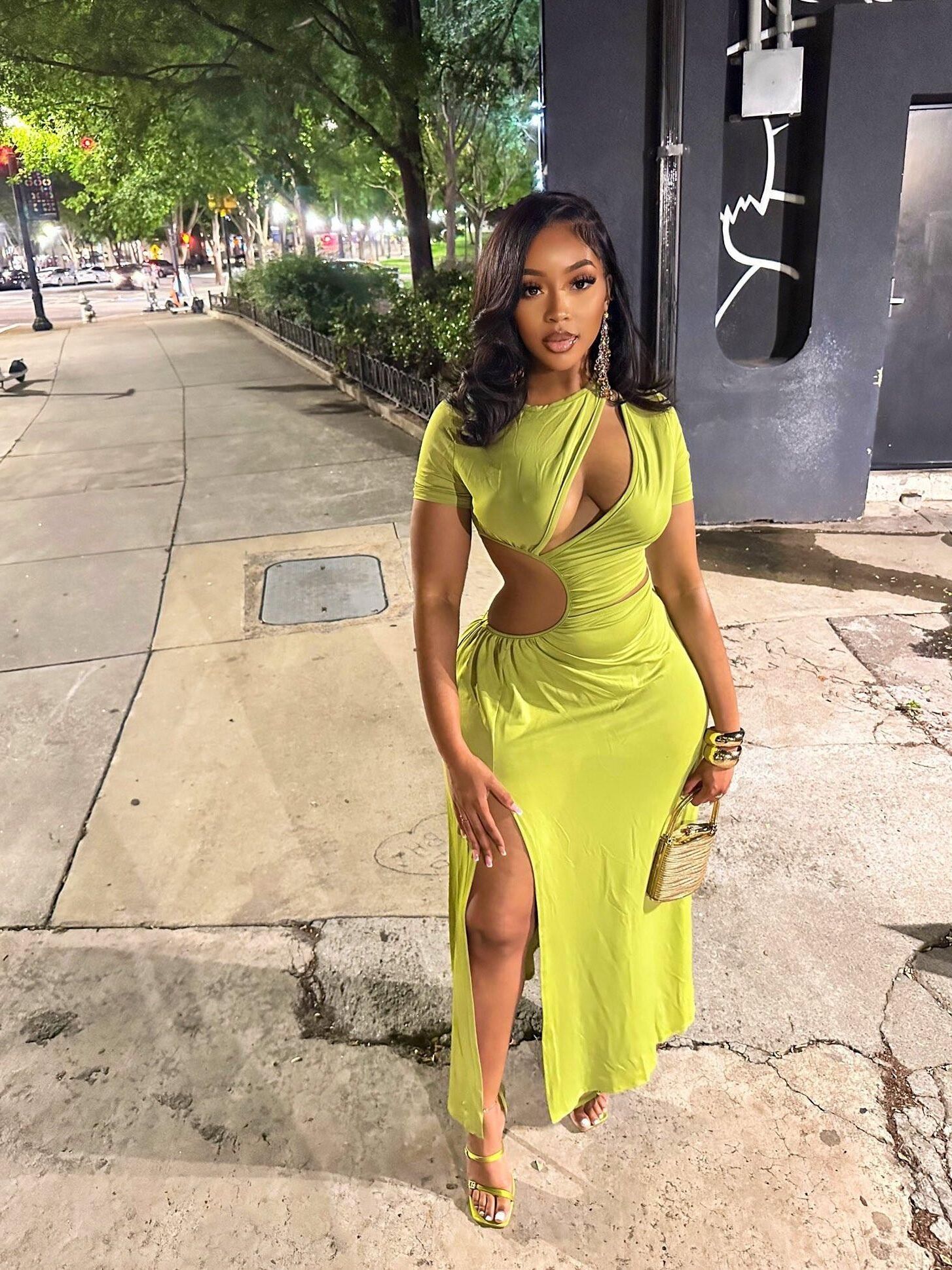 Meninas em amarelo