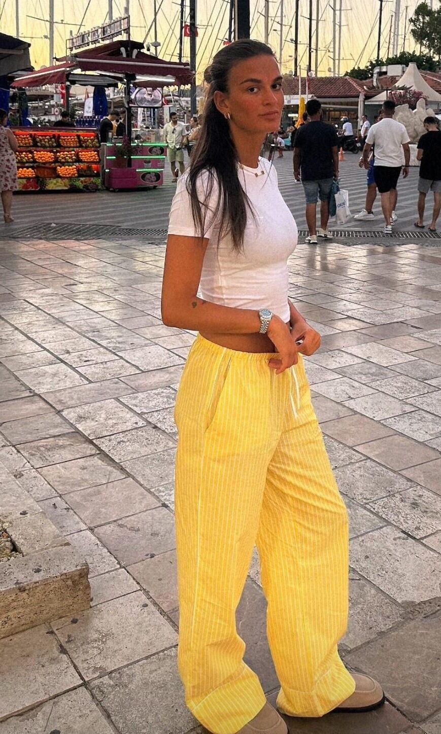 Riola Xhemaili (razão para amar o futebol feminino)
