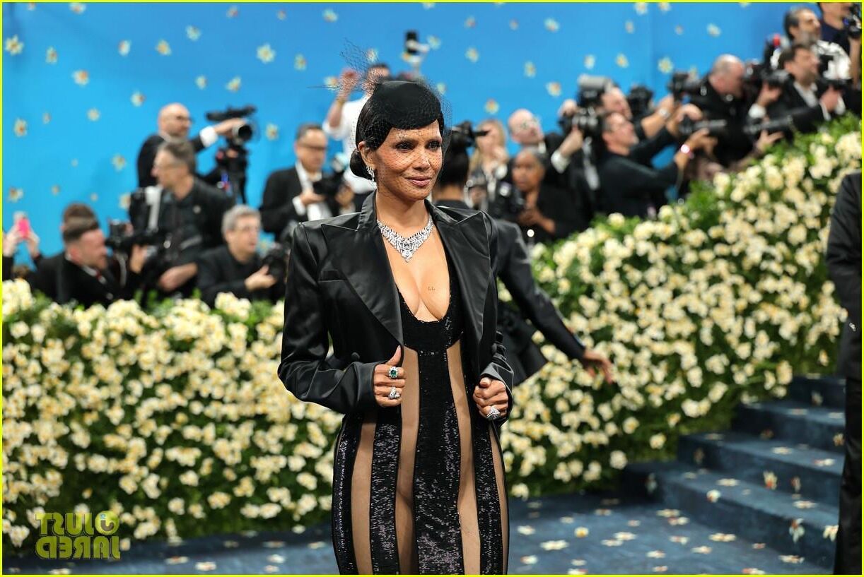 Halle Berry bei Met Gala May th