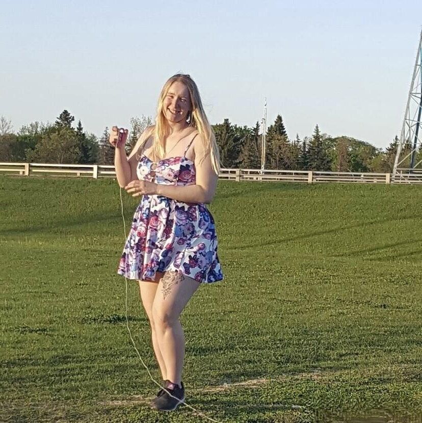 Sierra Big Ass Big Boobs Blonde sexy Mädchen gemischte heiße Aufnahmen
